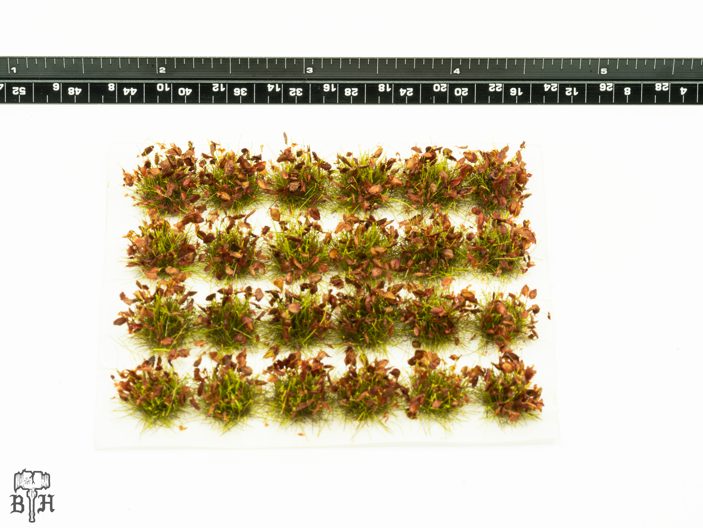 Basing Terrain Autumn Red Frock Grass Tufts - Set of 24